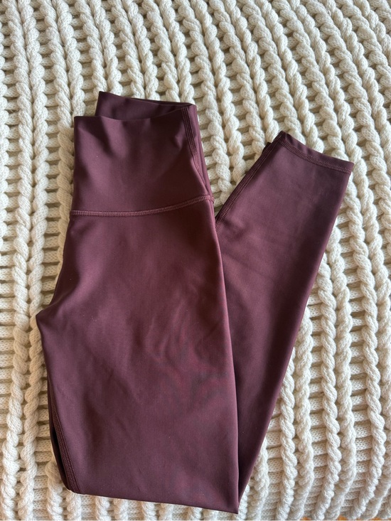 ALO Yoga Pants - ALO airlift leggings